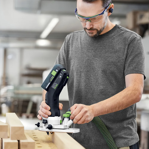 Corldless Edge Router Mfkc700 Eb Basic